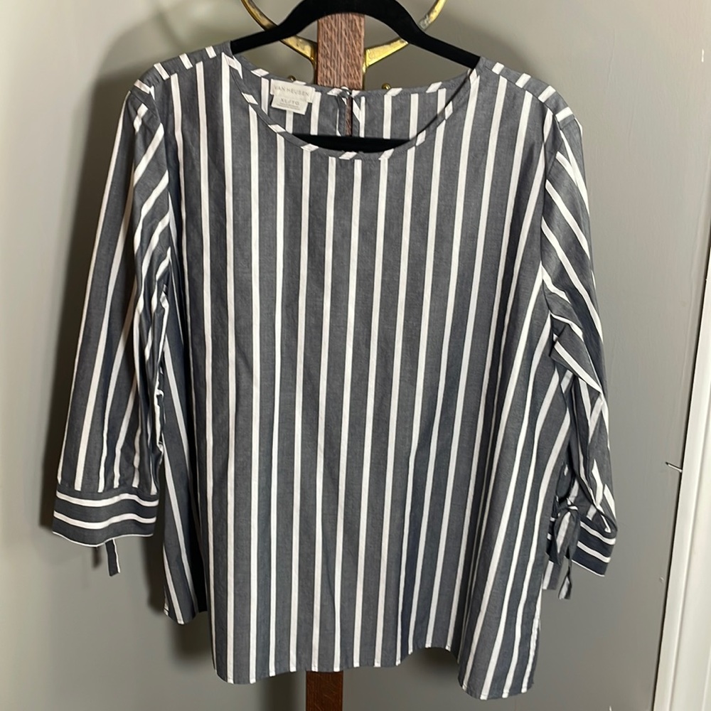 Van Heusen 3/4 sleeve jewel neck striped tunic top -XL Cotton/poly blend